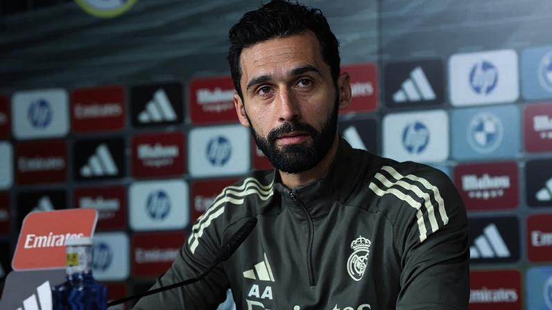 Arbeloa reage à polémica com Ceballos e é questionado sobre Mourinho