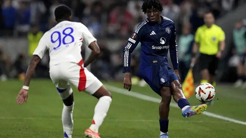 Dorgu recorda comentário de Amorim sobre jogar bem numa equipa e mal na outra