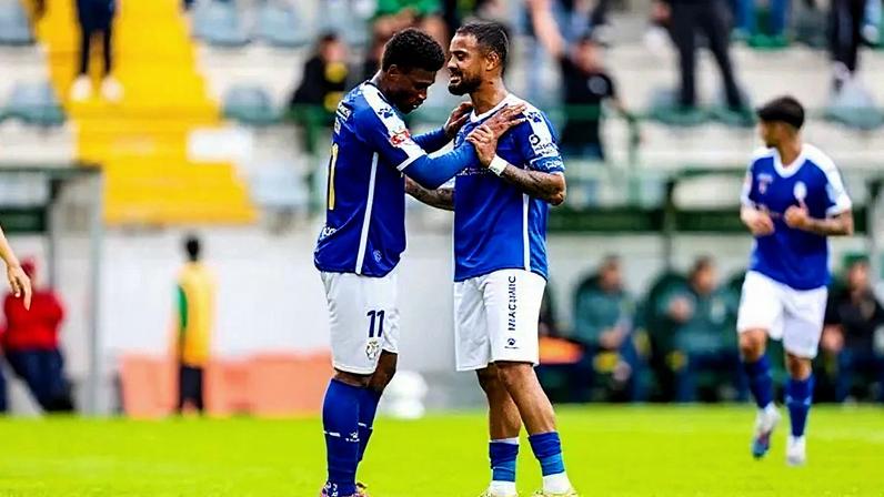 Paços de Ferreira vence Feirense por 2-1 e castores caem na zona de despromoção
