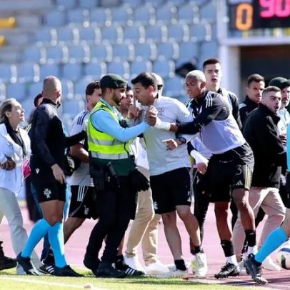 Relatórios sobre incidentes no relvado e no túnel após Casa Pia-Tondela
