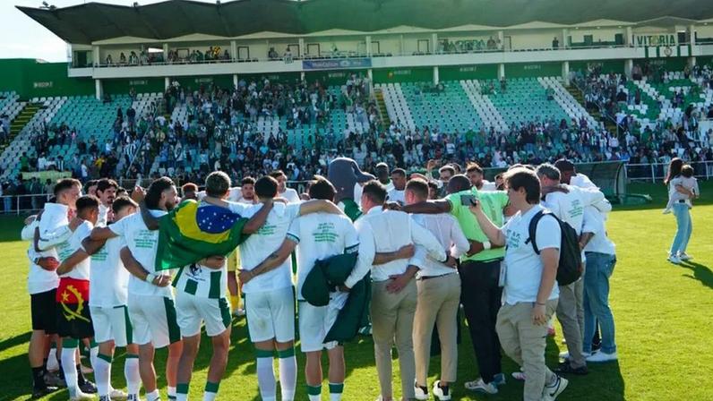 V. Setúbal sagra-se campeão distrital e volta ao Campeonato de Portugal