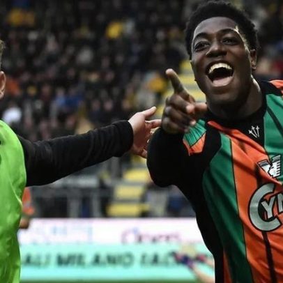 Benfica e Veneza marcam reunião sobre possível contratação de Issa Doumbia
