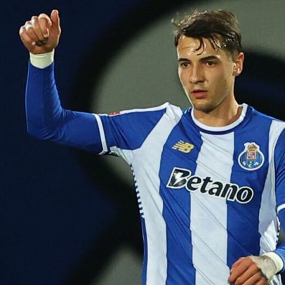 FC Porto compra a totalidade do passe de Kiwior