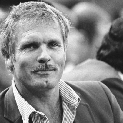 Ted Turner: o pioneiro que pôs o mundo em direto permanente