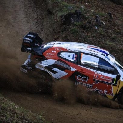Ogier domina o temporal em Amarante e conquista etapa no Rali de Portugal
