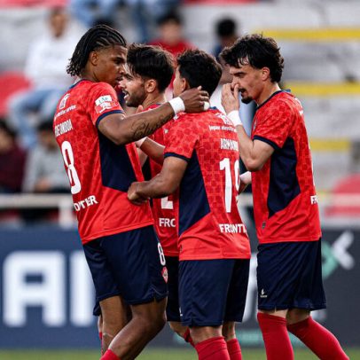 Oliveirense despromovida e dérbi algarvio que promete