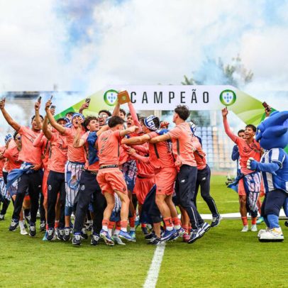 Duarte Cunha decide FC Porto diante do Famalicão (3-2)