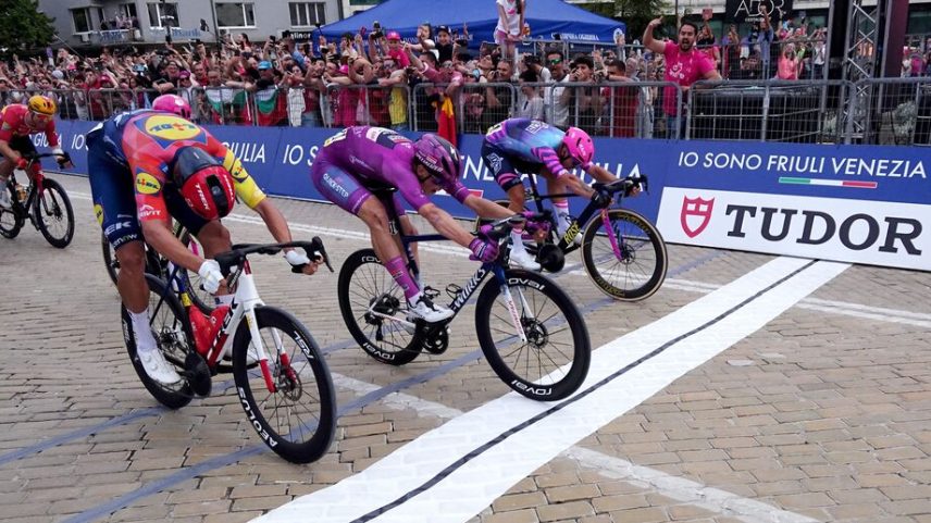 Paul Magnier faz bis na despedida do Giro da Bulgária