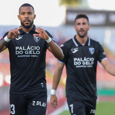 Clóvis e Kahraman impulsionam a subida do Ac. Viseu