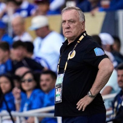 Curaçao em crise a um mês do Mundial: demissão de treinador e possível regresso de Advocaat