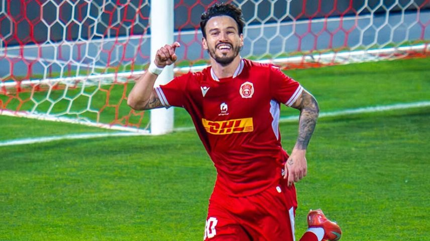 Al Muharraq de Nandinho vence rival e assume liderança no Bahrain