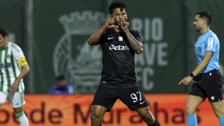Luis Suárez celebra