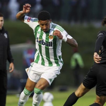 Bezerra critica resultado contra o Sporting e repete que não houve penálti