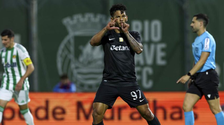 Sporting resiste ao assédio do Newcastle; Suárez só sai por cláusula de 80 milhões
