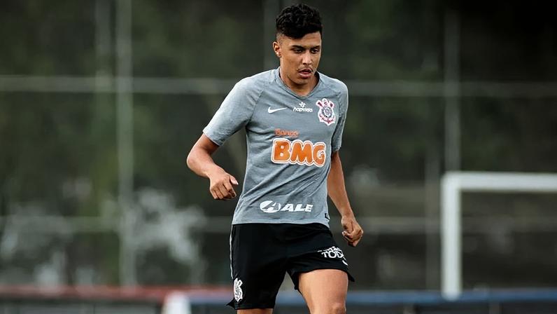 Kauê de Souza a treinar pelo Corinthians