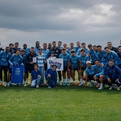 FC Porto e Farioli recebem visita especial no Olival
