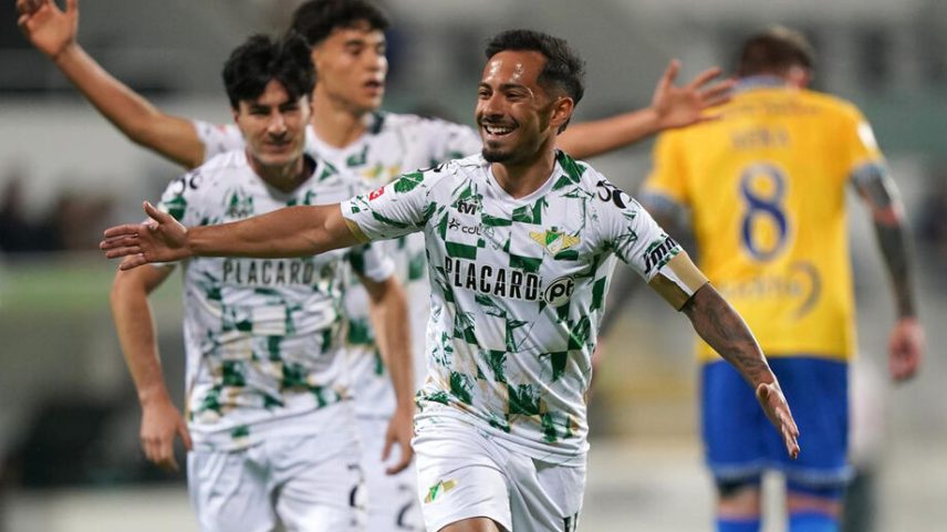 Alanzinho despede-se do Moreirense diante do AVS