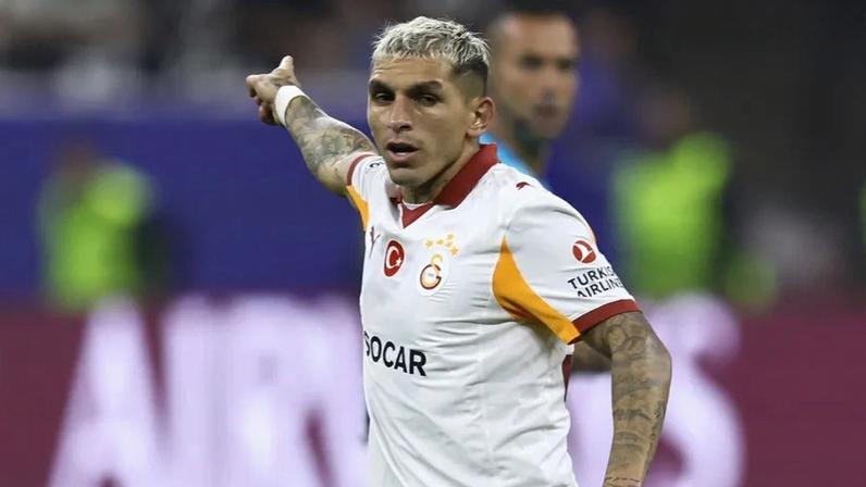 Lucas Torreira, médio do Galatasaray
