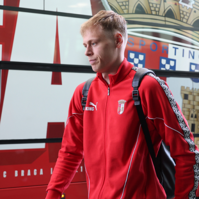 Lukas Hornicek integra lista de pré-convocados da República Checa para o Mundial 2026
