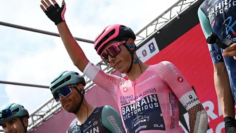 Afonso Eulálio lidera o Giro e ambiciona manter a camisola rosa