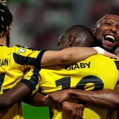 Sérgio Conceição vence Al Ettifaq e aproxima-se da Champions da Ásia