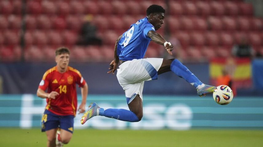 Sporting quer fechar Doumbia após a Liga; Veneza trava à espera de mais ofertas