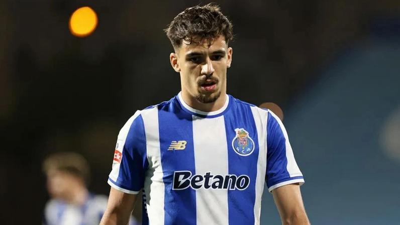 Gabri Veiga mostra maior intensidade no futebol português e fala em desrespeito