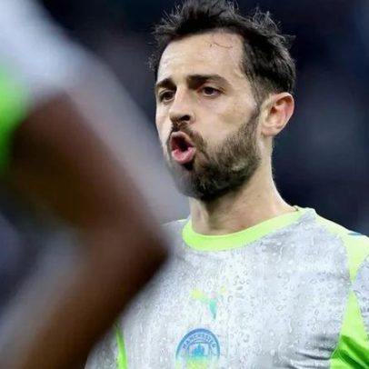 Bernardo Silva surpreendido por Guardiola; treinador ficou chateado consigo