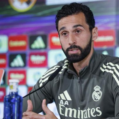 Arbeloa diz que Mourinho regressar à casa o deixaria feliz na próxima época