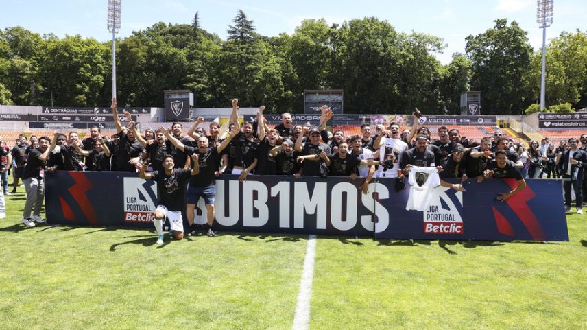A festa do AC. Viseu com a subida de divisão