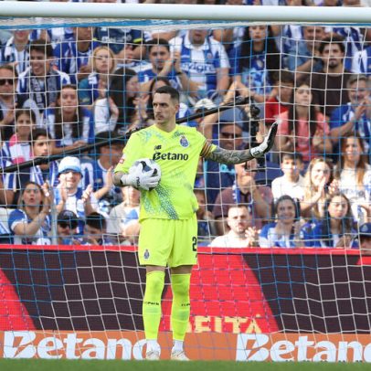 João Costa campeão na estreia pelo FC Porto aos 30 anos