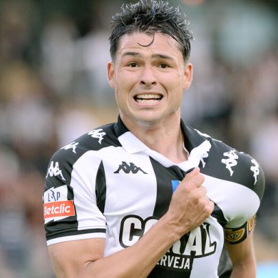 Nacional 2-0 V. Guimarães: golo do goleador marca a estreia na 1ª Liga