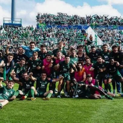 Racing Santander vence Valladolid e regista regresso à LaLiga após 14 anos