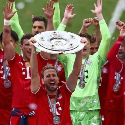 Bayern encerra temporada com Kane em grande forma