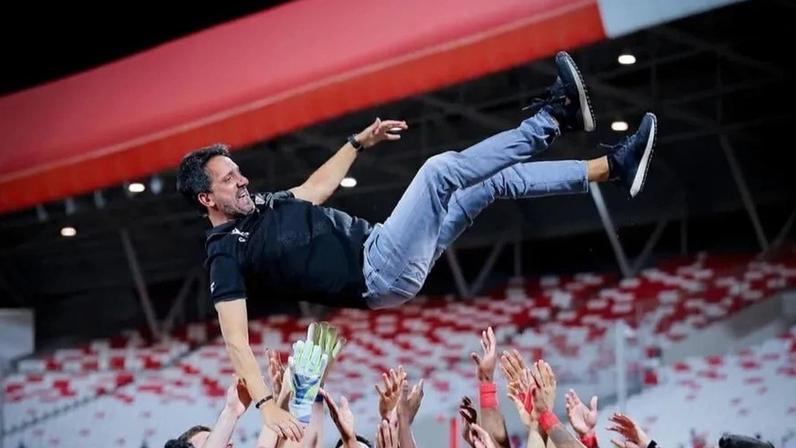 Treinador pelos ares - Nandinho conquistou três títulos em ano e meio no Bahrain