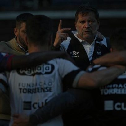 Torreense e Casa Pia disputam playoff com a final da Taça de Portugal a meio