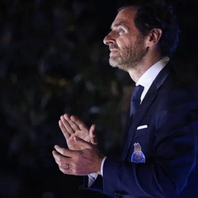 Oposição interna de Villas-Boas rende-se à conquista do título do FC Porto
