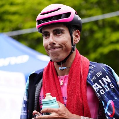 Camisola rosa impulsiona Eulálio a agarrar a oportunidade como ciclista