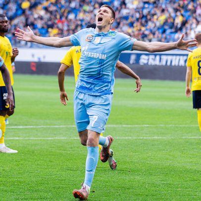 Zenit conquista o título russo na última jornada