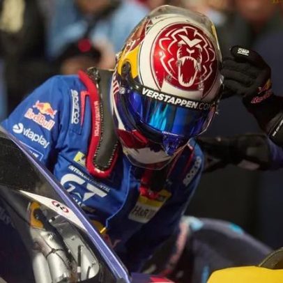 Avaria impede vitória de Verstappen nas 24 Horas de Nürburgring