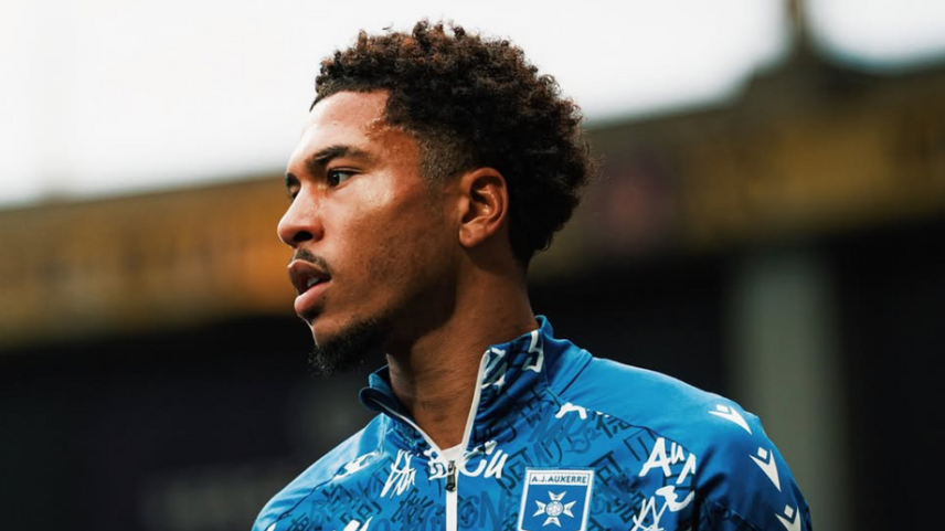 Permanência do Auxerre garante encaixe de 5 milhões para o FC Porto