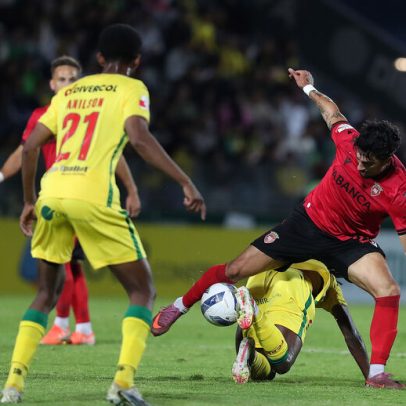 P. Ferreira-Penafiel 2-1 confirma queda no abismo