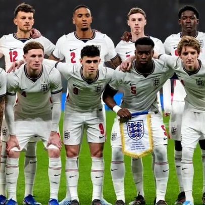 Inglaterra utiliza kits para dormir individuais para jogadores no Mundial