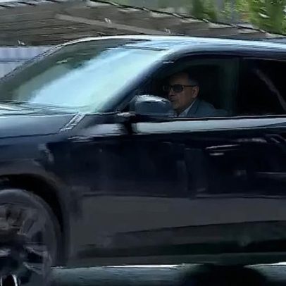 José Mourinho deixa o Benfica Campus após duas horas