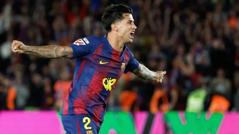 João Cancelo deverá regressar ao Al Hilal depois do empréstimo ao Barcelona