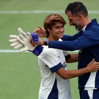 Mora sonha com o Mundial e oferece-se como amuleto da sorte a Martínez