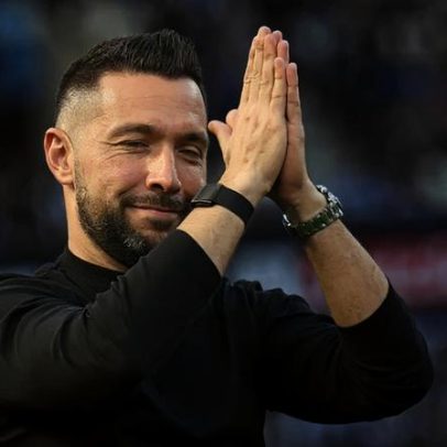 Farioli assegura continuidade no FC Porto: ainda estamos a meio