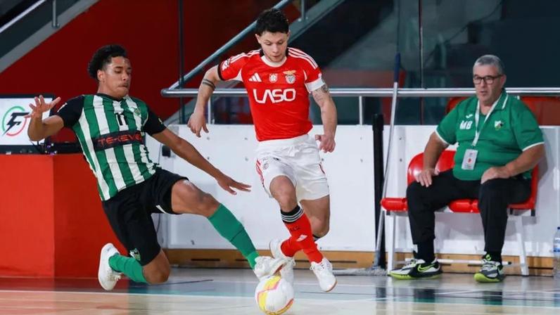 Benfica volta a vencer o Eléctrico e está nas 'meias' do playoff da Liga Placard de futsal