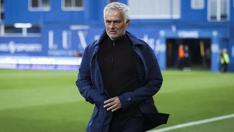 José Mourinho está prestes a trocar o Benfica pelo Real Madrid