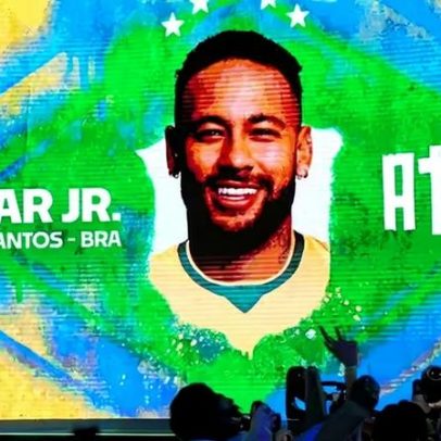 Inchaço na perna de Neymar preocupa responsáveis da seleção brasileira